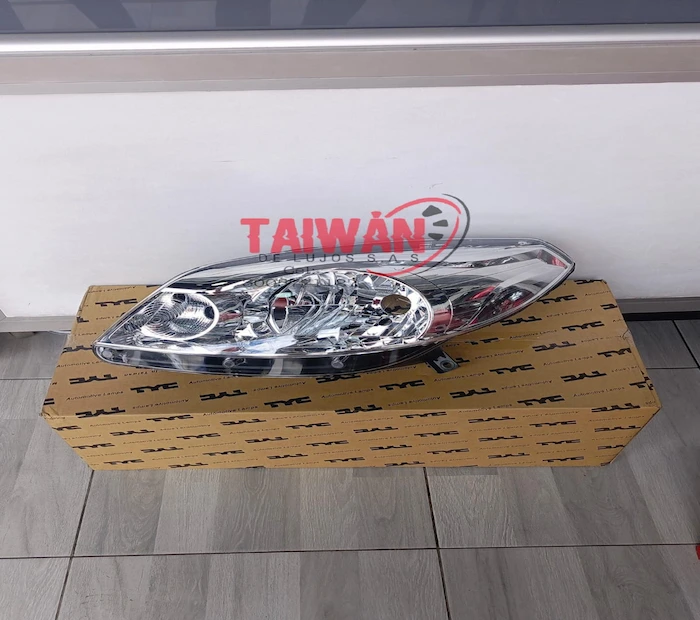 Farola Renault Sandero 2012-2016